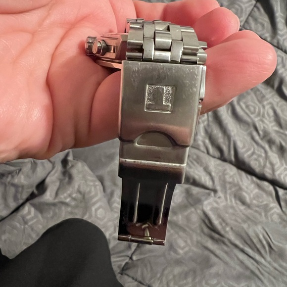 Tissot Mens watch - Picture 7 of 11